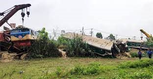 শেষ হয়নি উদ্ধার কাজ ১৭ ঘণ্টা পরও